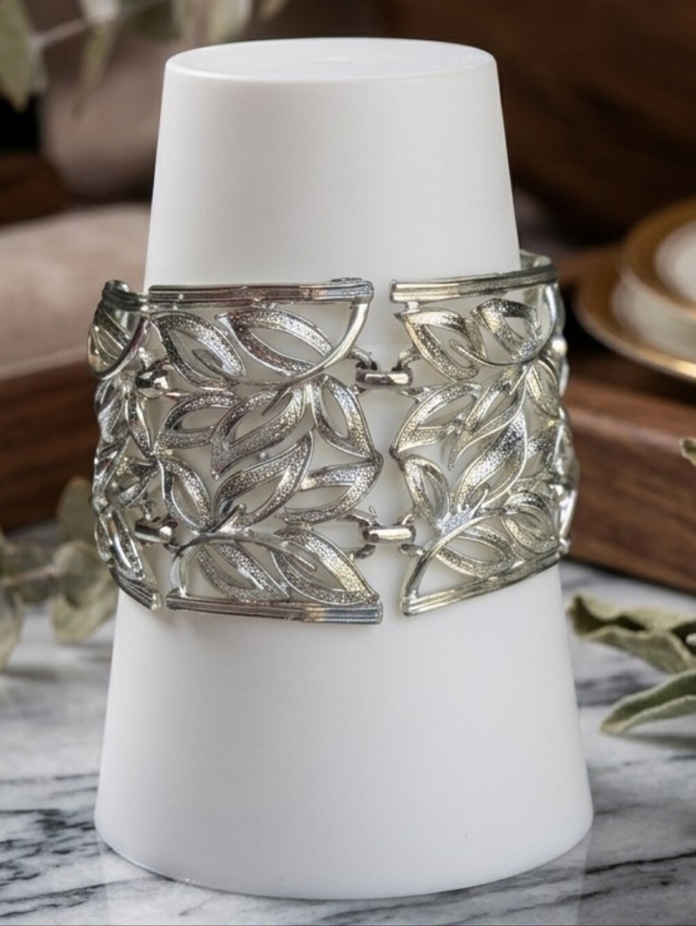 Vintage Coro Silver Tone Leaf Link Bracelet Statement Piece 1950s Mid-century